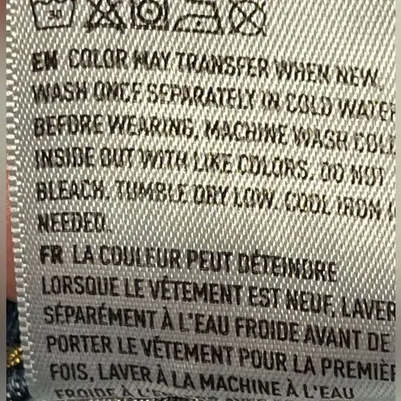 American Eagle Destructed Skinny Jeans - Picture 7 of 7